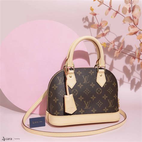 louis vuitton bb alma bag|Louis Vuitton Alma bb monogram.